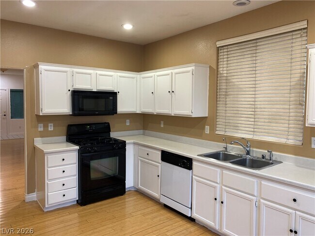 Building Photo - 306 Winery Ridge St