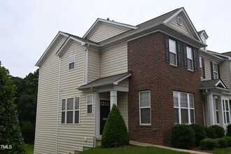 Building Photo - 700 Cupola Dr