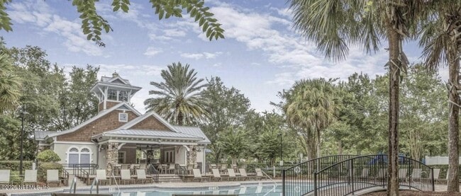 Building Photo - 1723 Forest Lake Cir W