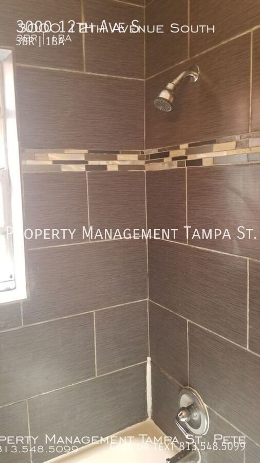 Building Photo - 3000 12th Ave S