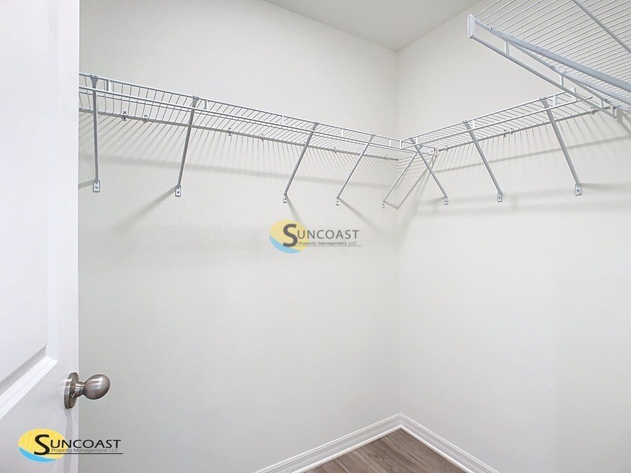 Building Photo - 3821 SW 43rd Ct