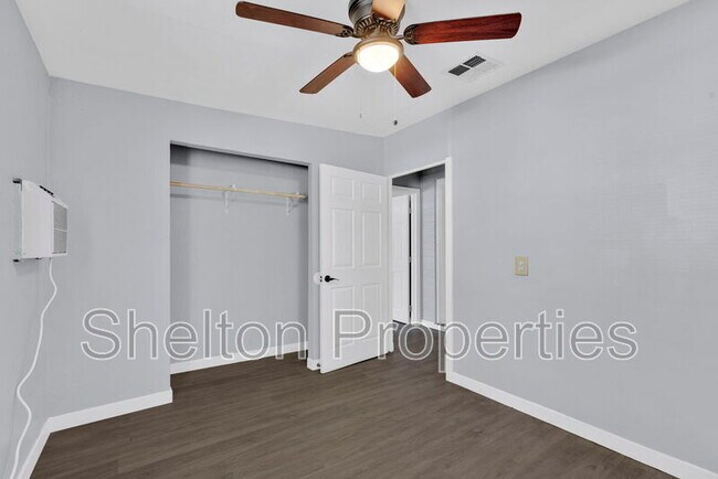 Building Photo - 6022 S 3rd St