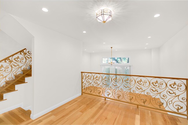 Building Photo - 1745 Selby Ave