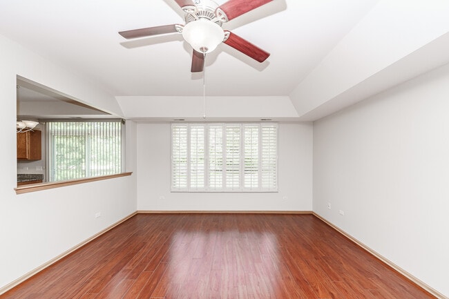 Building Photo - 14068 Palisades Ave