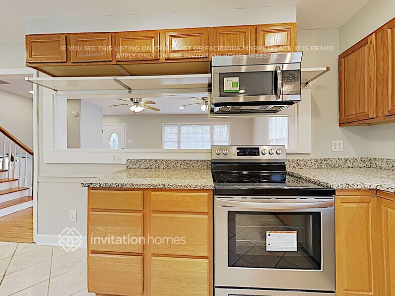 Building Photo - 2818 Archdale Dr