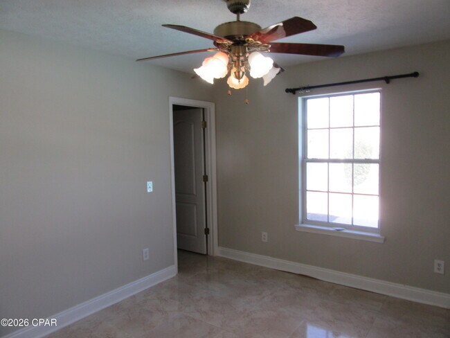 Building Photo - 3209 Pleasant Hill Rd