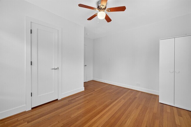 Building Photo - 2328 McClendon St
