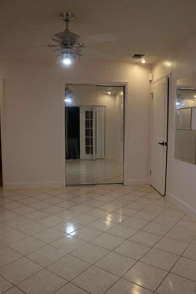 Building Photo - 7774 Orleans St