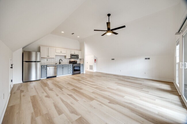 Building Photo - 5988 Quarter Mile Rd