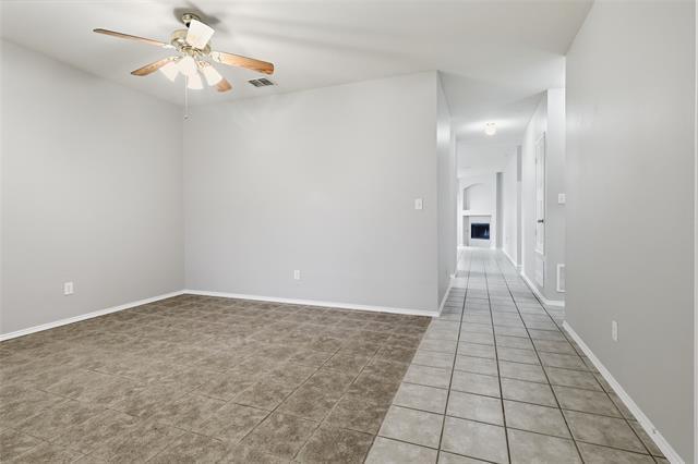 Building Photo - 2313 Dalhart Trail