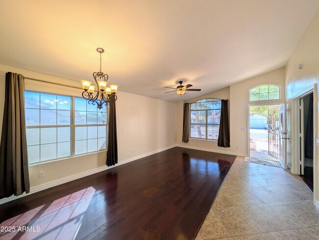 Building Photo - 5232 W Tonto Rd