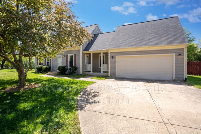 Building Photo - 7826 Fordson Rd