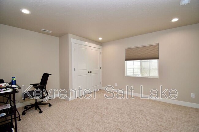 Building Photo - 2101 Plum Harvest Way