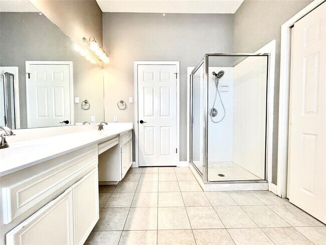 Building Photo - 1106 Briargate Dr