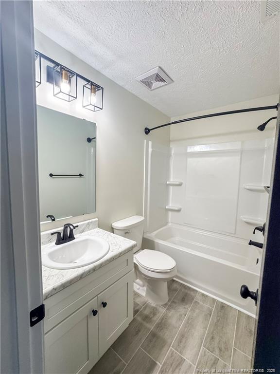Building Photo - 533 Coronation Dr