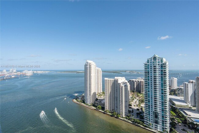 Building Photo - 325 S Biscayne Blvd