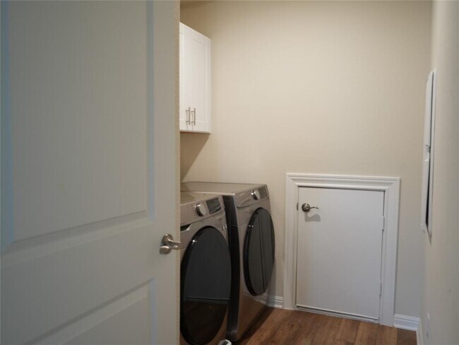 Building Photo - 95 Snowy Plover Ln