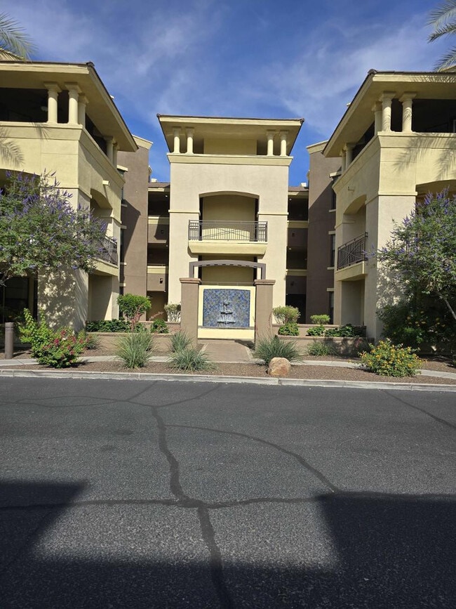 Building Photo - 7601 E Indian Bend Rd