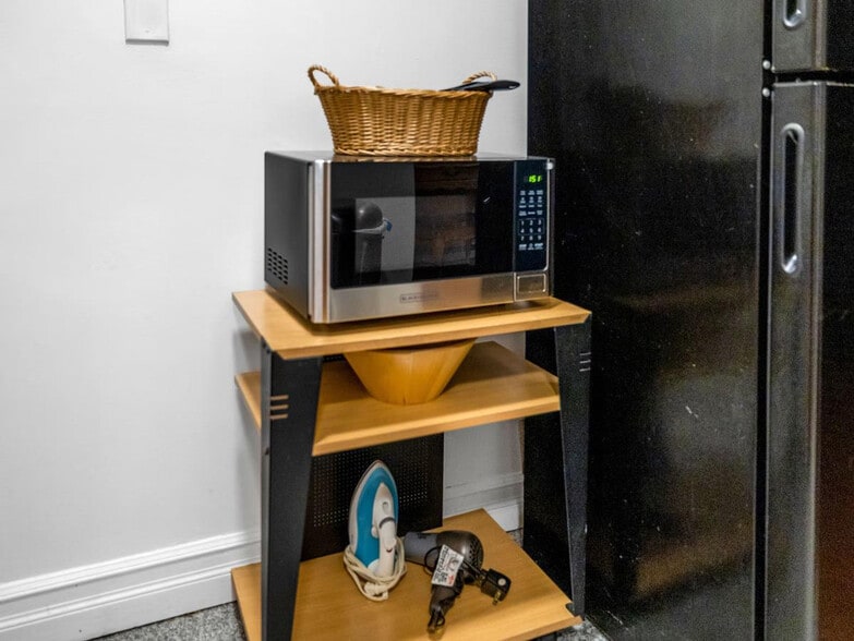 Building Photo - 50 Stuart St