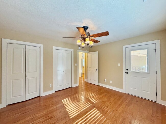 Building Photo - The Home You’ve Been Searching For!