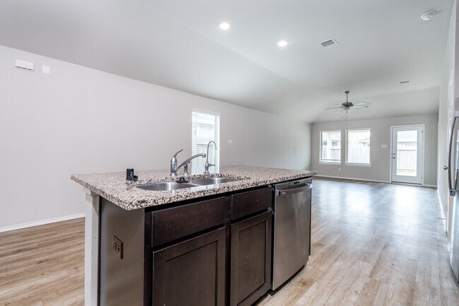 Building Photo - 21651 Buttonsage Ln
