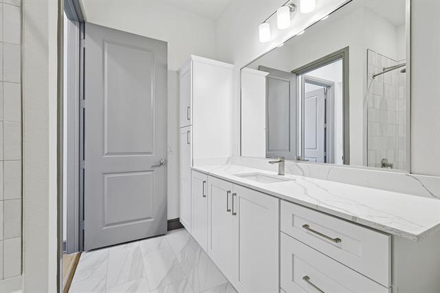 Building Photo - 2700 Old Denton Rd