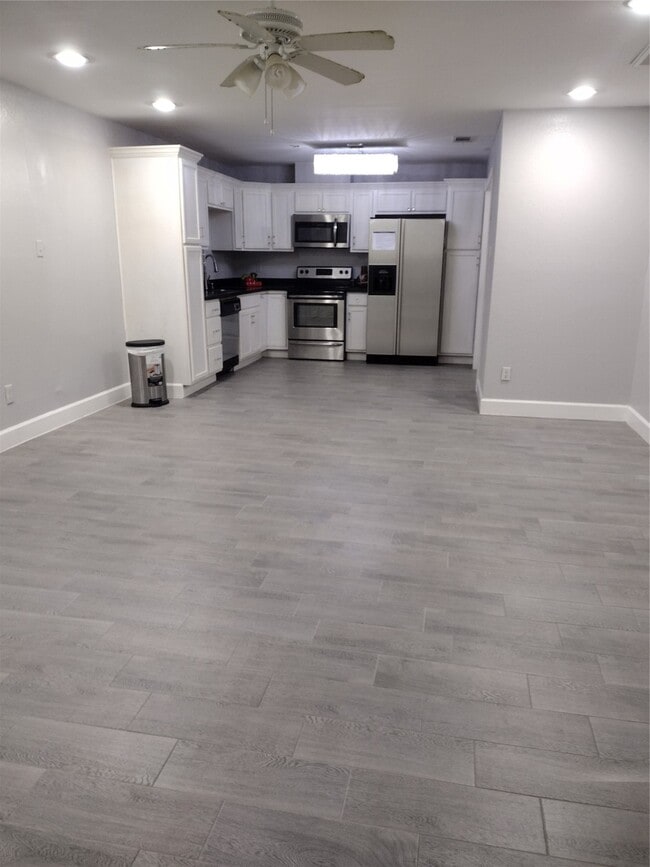 Building Photo - 7514 Wovenwood Ln