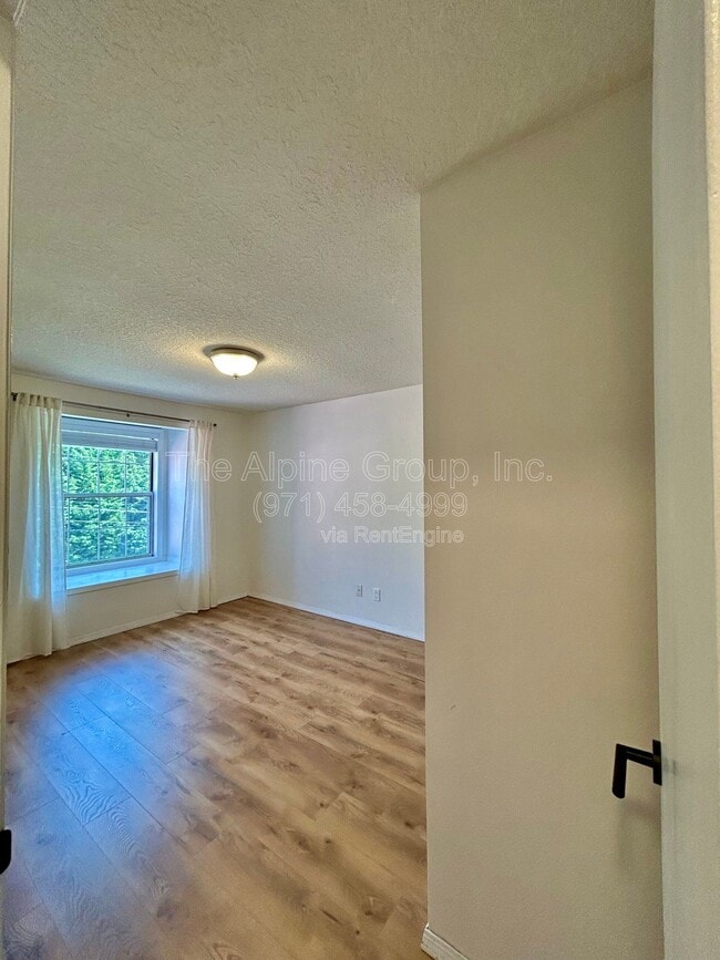 Building Photo - 14597 SW 81st Ave