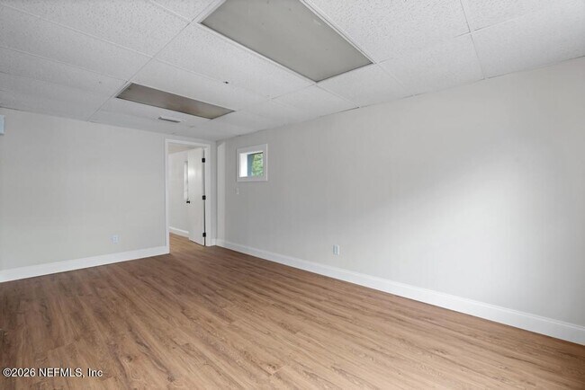 Building Photo - 1012 Beckner Ave
