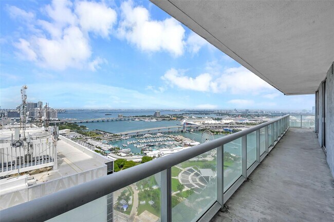 Building Photo - 50 Biscayne Blvd