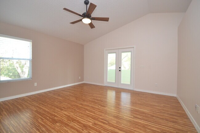 Building Photo - Gorgeous Upgrades!! St. Augustine Beach 2/...