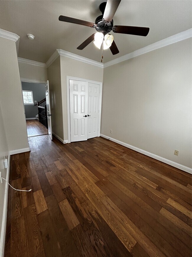 Building Photo - 4406 Crawford St