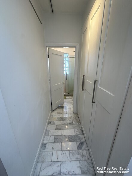 Building Photo - 229 Harvard St