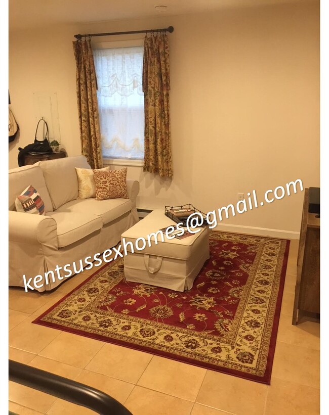 Building Photo - 206 Harrington Ave