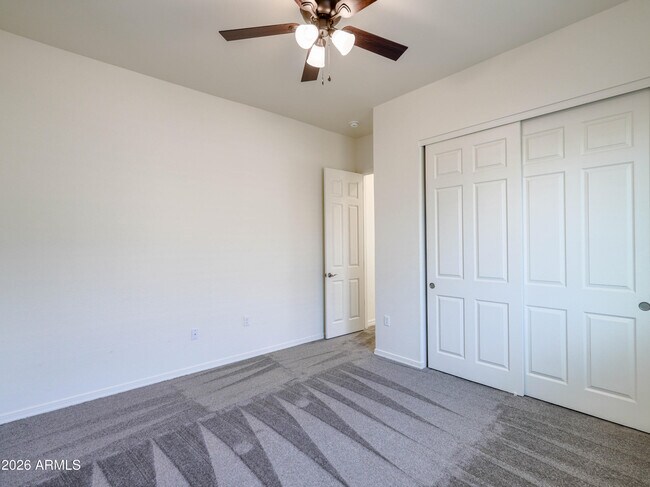 Building Photo - 11000 Cove Dr