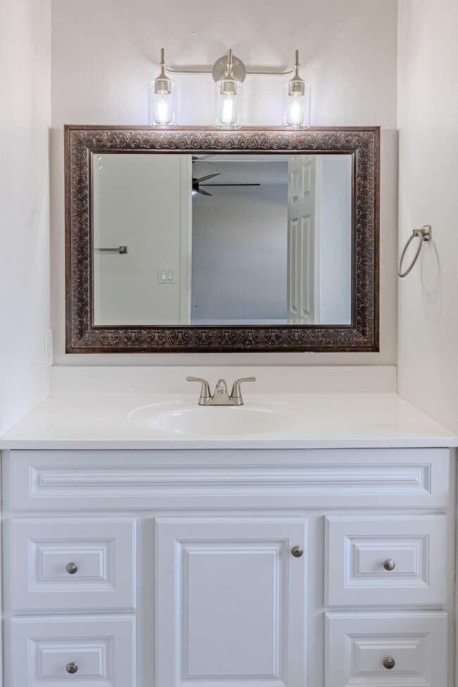 Building Photo - 9605 Weems Ave SW