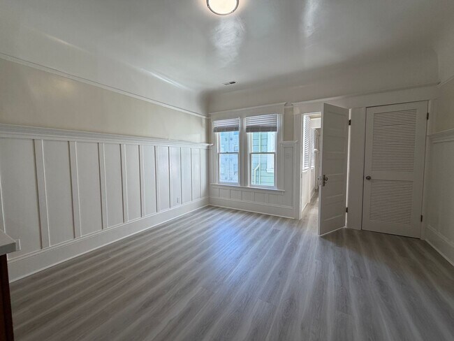 Building Photo - 569-571-571 Minna St