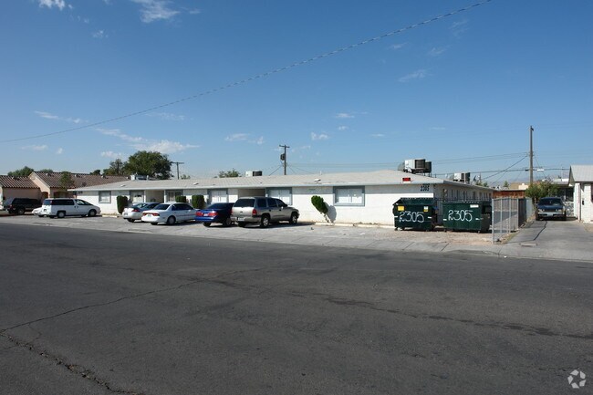 Building Photo - 2305 Statz St