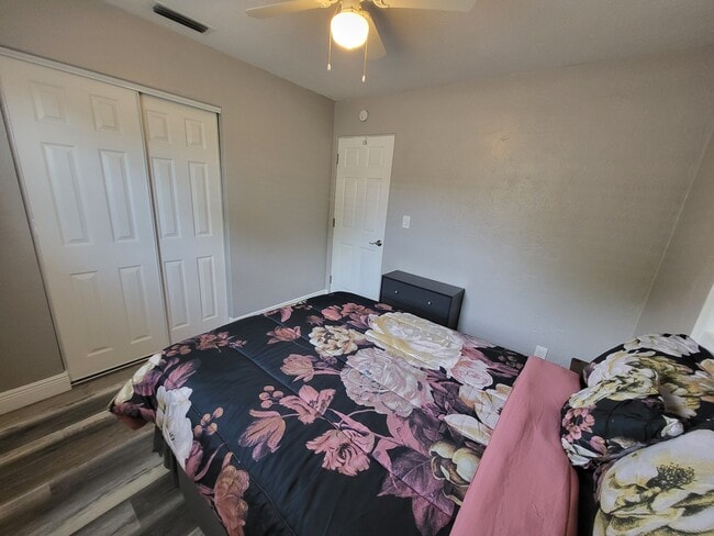 Building Photo - Lime Way