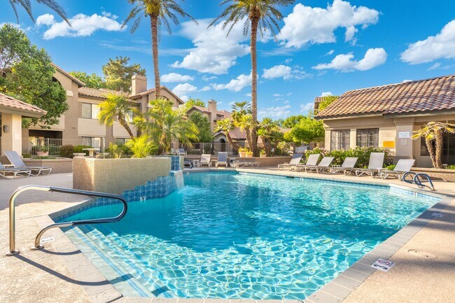 Building Photo - Scottsdale Condo!