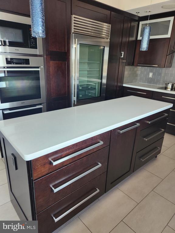 Building Photo - 900 N Stafford St