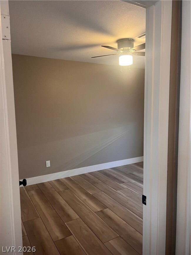 Building Photo - 1369 Torington Dr