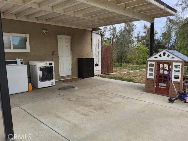 Building Photo - 10515 Cypress Ave