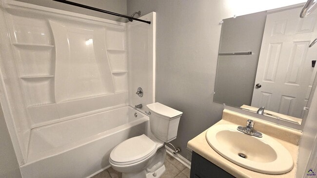 Building Photo - 102 Buckskin Dr