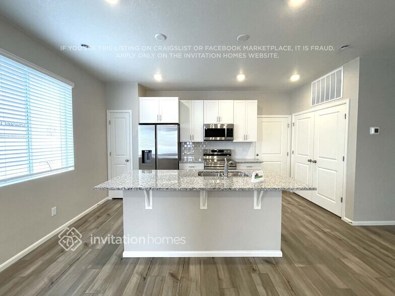 Building Photo - 9275 Oro City Loop