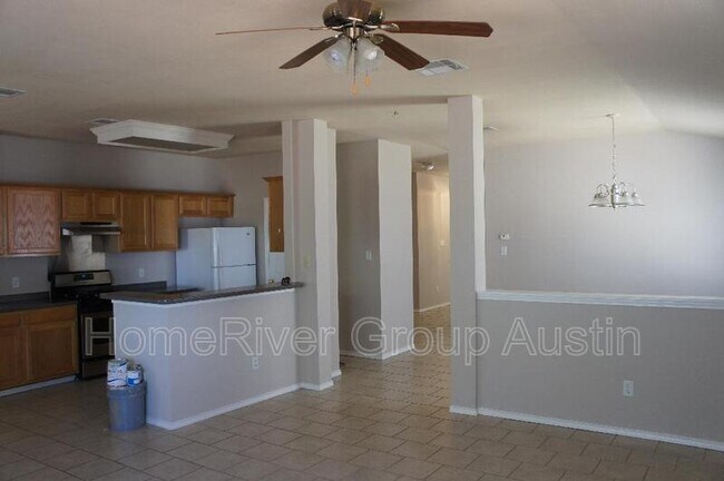 Building Photo - 2512 Socorro Bend