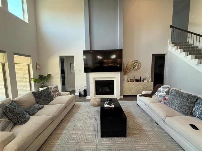 Building Photo - 563 Santa Rosa Hls Dr