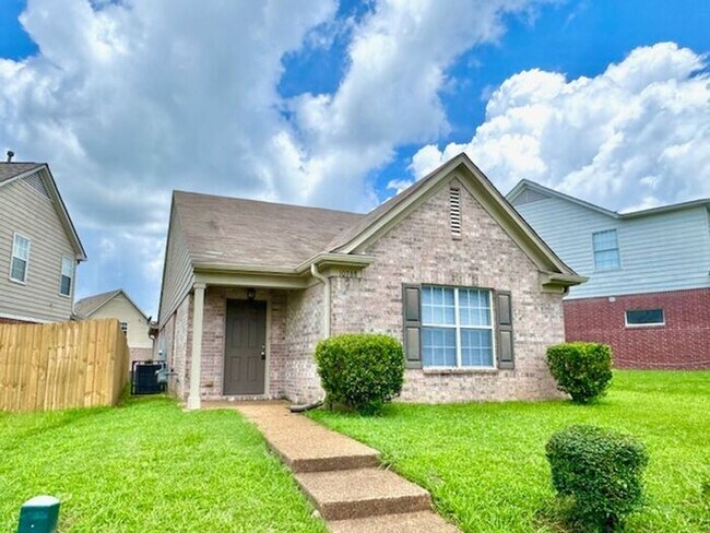 Primary Photo - Move In Special! Cordova 3 Bedroom 2 Bath ...