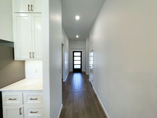 Building Photo - 3424 NW 159th Terrace