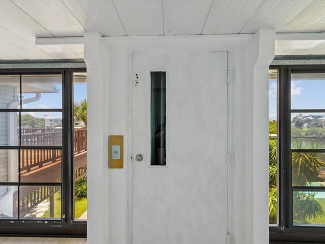Building Photo - 3272 Minnow Creek Dr